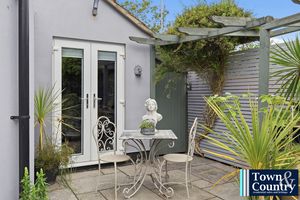Berechurch Hall Road- click for photo gallery